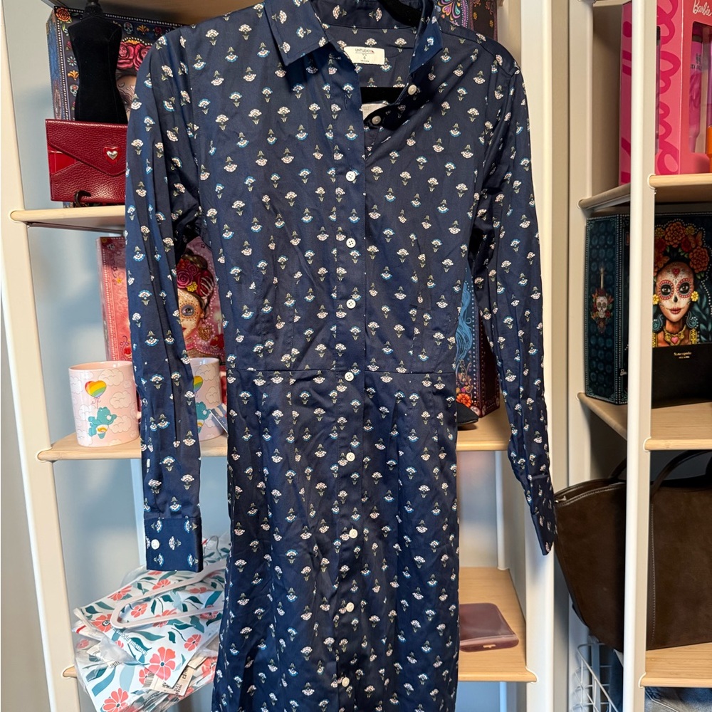 UNTUCKit Floral Navy Shirt Dress Size 6. GUC.